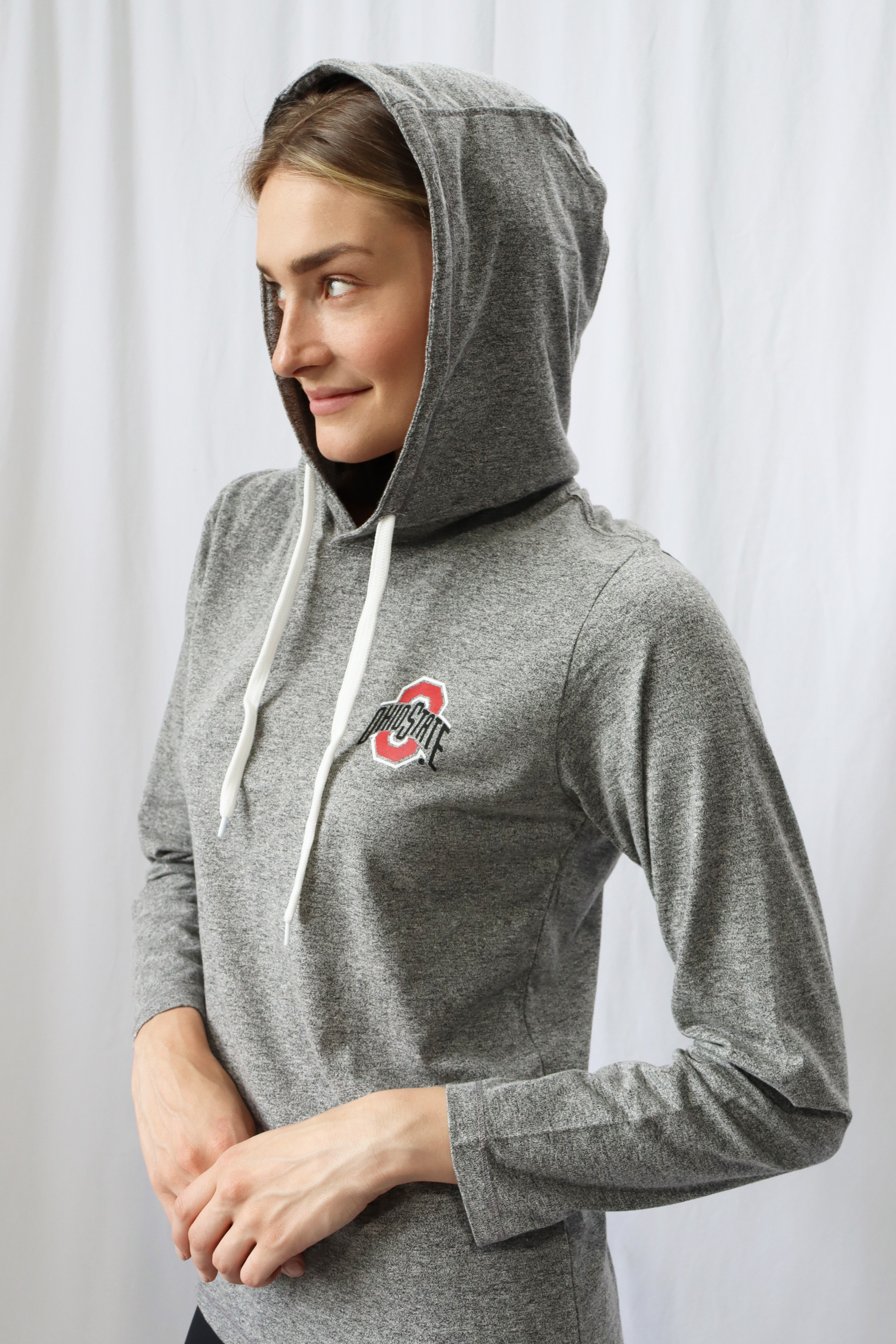 Hvornår ulæselig Konserveringsmiddel 2106 -Ohio State University Athletic O Womens Lightweight Hoodie/ Heat –  Bend