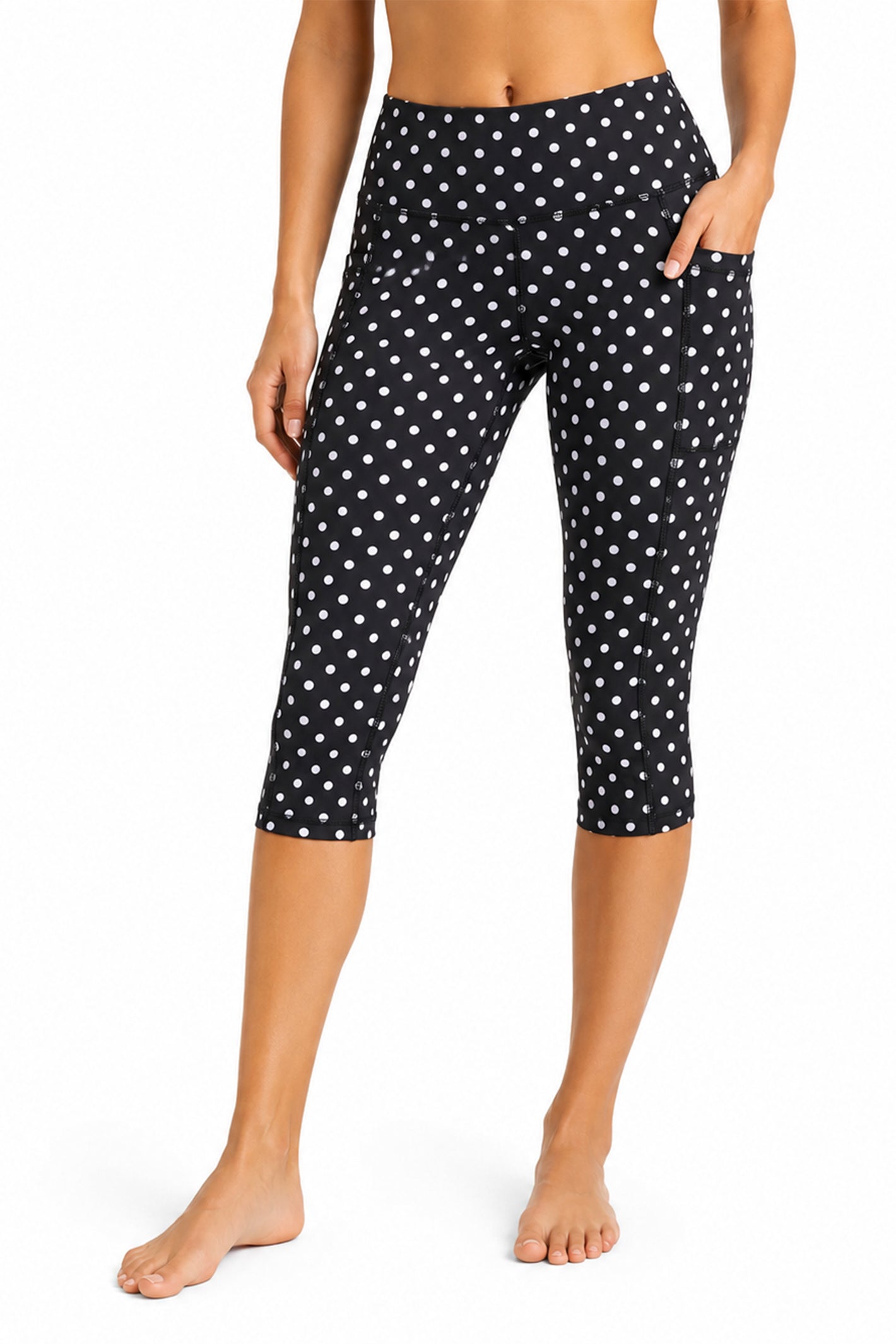 4117 - The Polka Dot Perfect Pocket Capri - Black/White