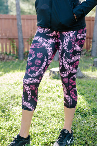HC - Komen Pink Ribbon All Over Print Cell Phone Pocket Crop/Black